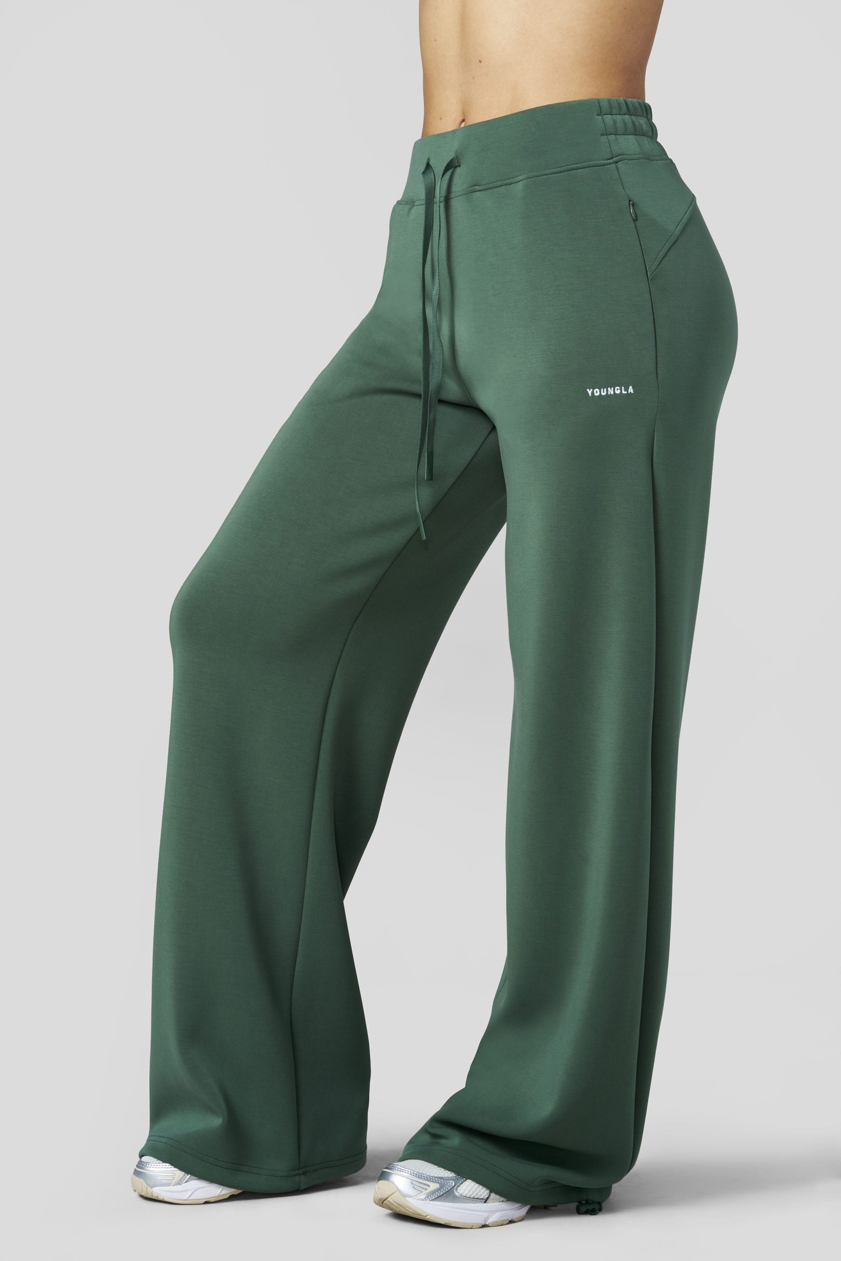 W2273 Scuba Straight Joggers - Image 5