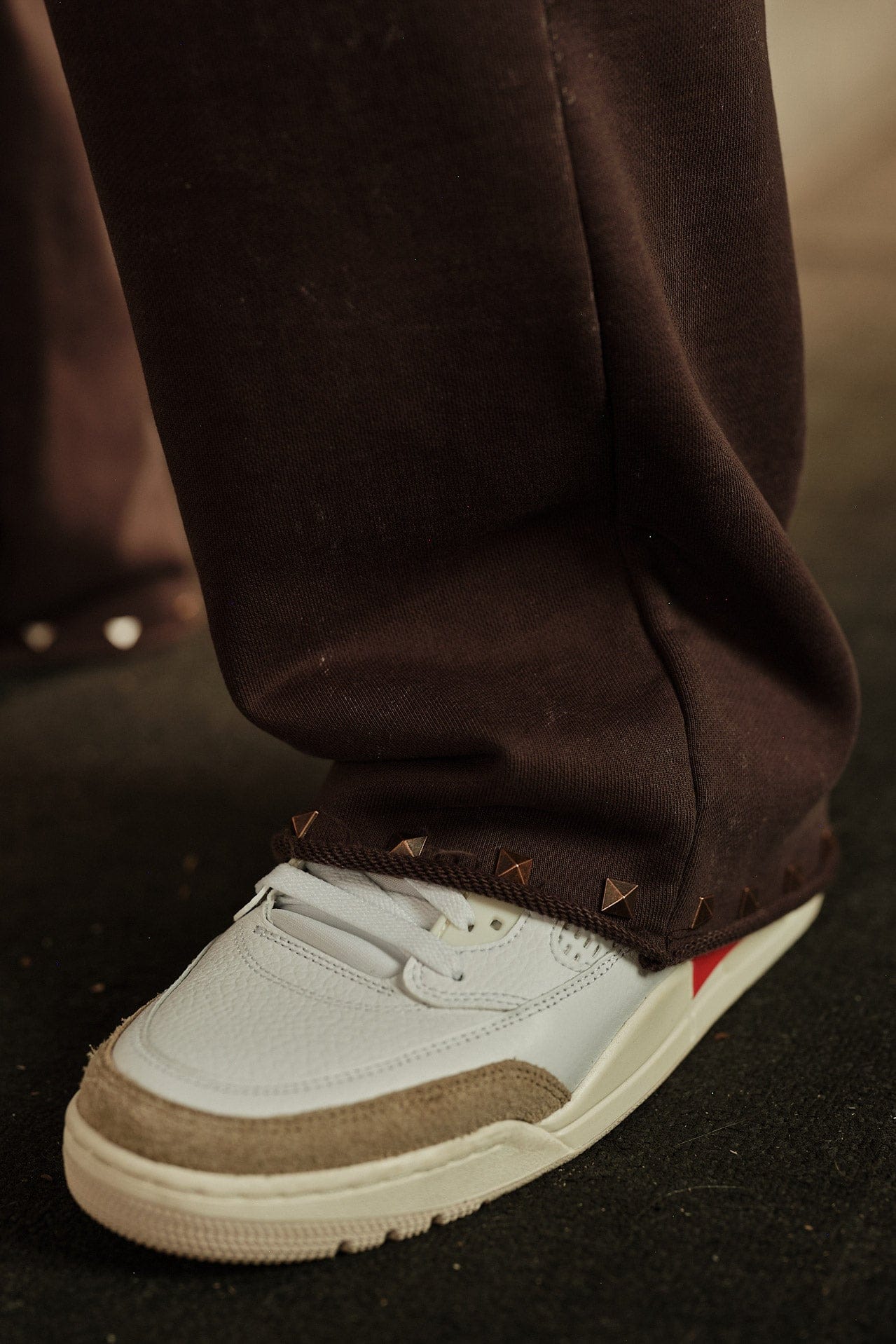 2087 - Stud Sweats - Image 3
