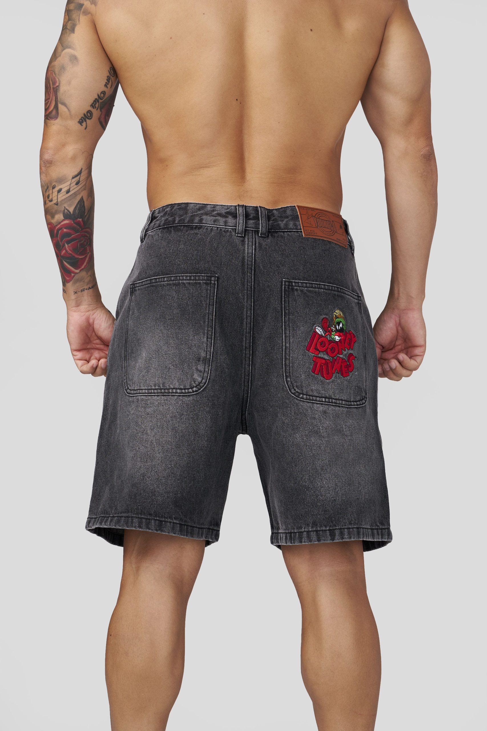 6079 - Looney Tunes Jorts - Image 8